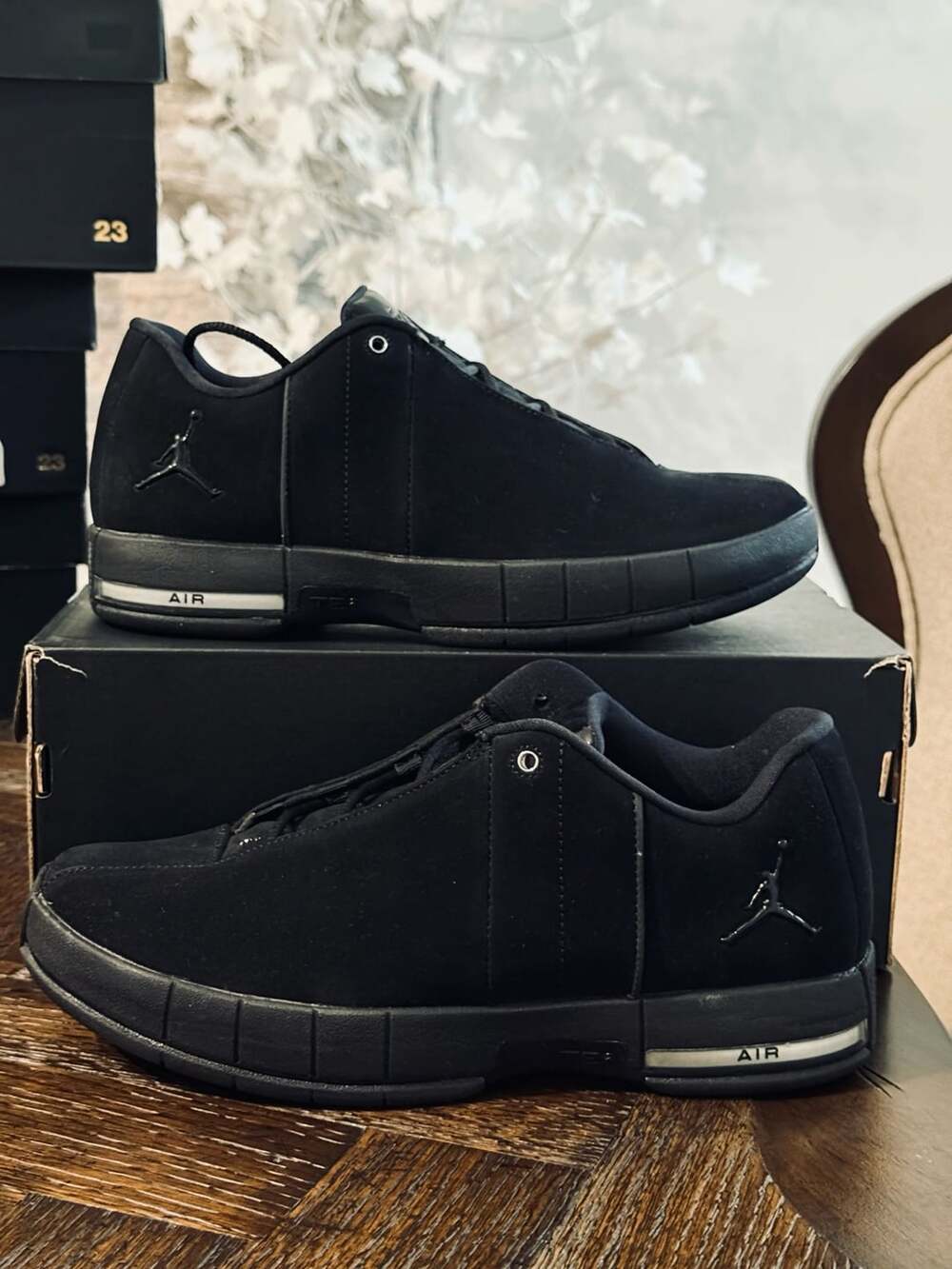Nike Air Jordan TE 2 Low Triple Black AO1696-003 Mens Size 8.5 New with Box !!